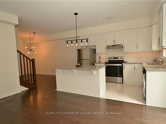 4th image of 515 Garner Rd W #9