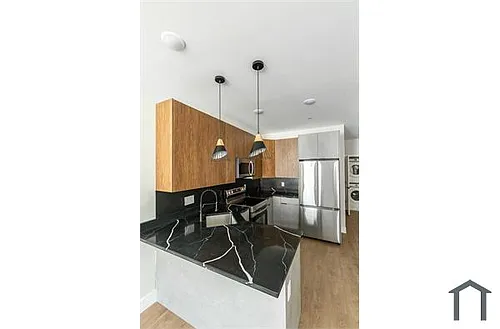 936 W Dakota St #A Photo 1