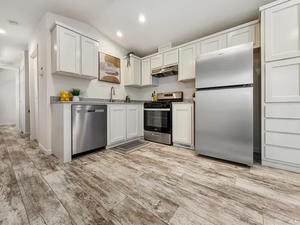101 Colgan Avenue #26, Santa Rosa, CA 95404