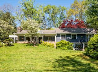 46 Canterbury Rd, Charlottesville, VA 22903