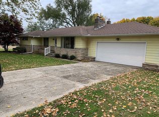 8814 Carroll Rd, Churubusco, IN 46723