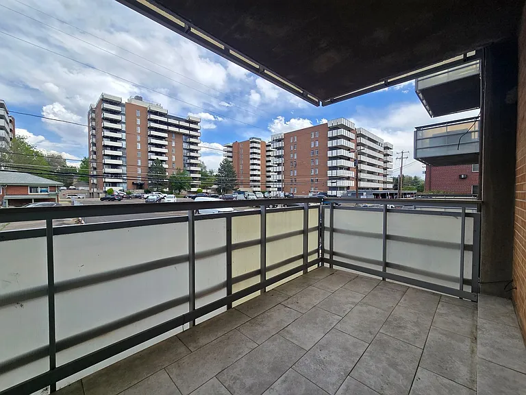 2500 S York St #215 — Photo 12