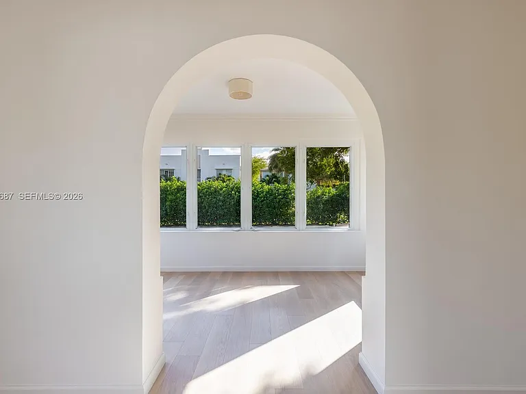 2850 Sheridan Ave — Photo 10