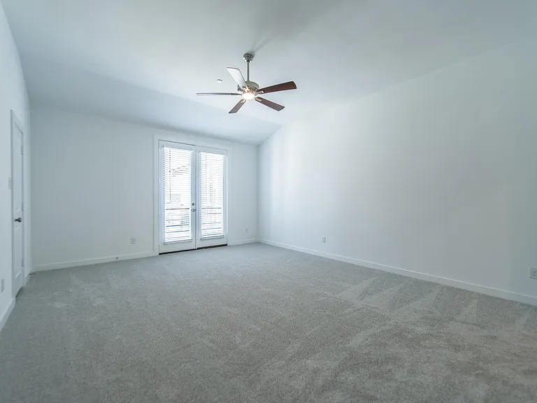 1540 Navasota Trl — Photo 13