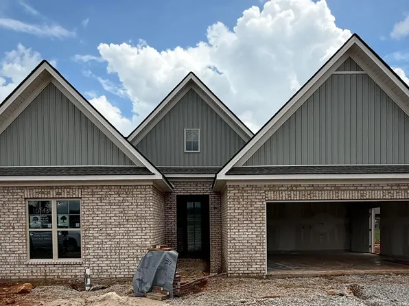 51 Belle Park Ln SW, Huntsville, AL 35803