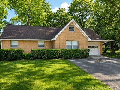 428 N Bond Street, Scottsburg, IN, 47170