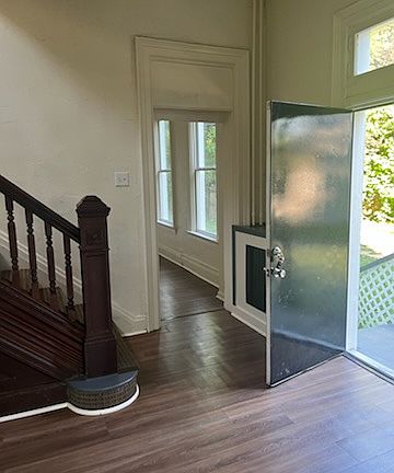 5th image of 1812 Garrard St