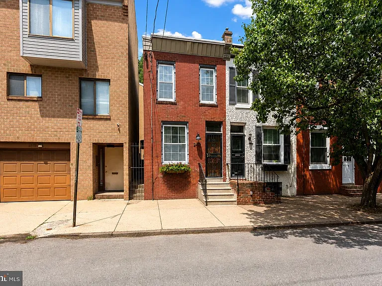 2413 Aspen St — Photo 13