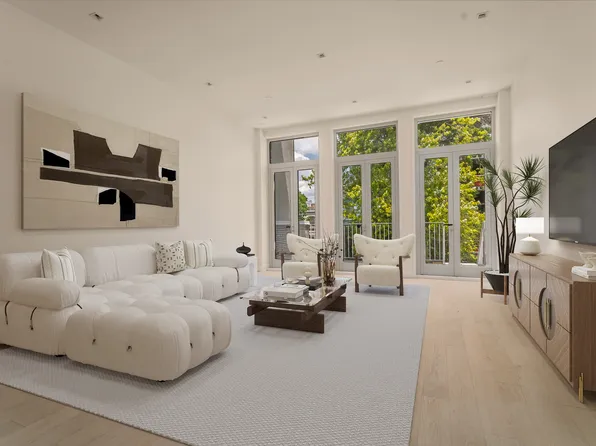 819 Dean Street image 2 of 33