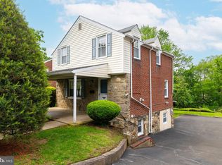 2012 Jenkintown Rd, Glenside, PA 19038
