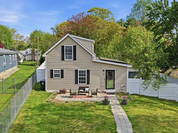 3rd image of 59 Garlact Avenue