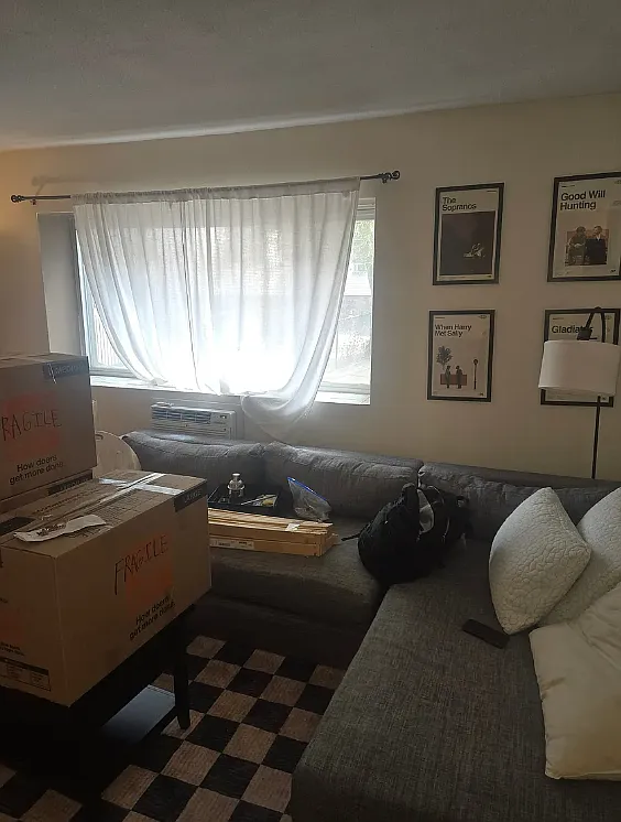 2 bed, 745 sqft, $2,400 — Photo 4