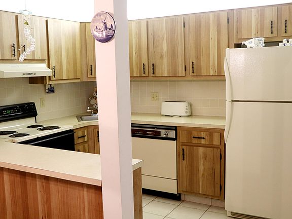 2nd image of 122 Lake Pine Circle #B-2