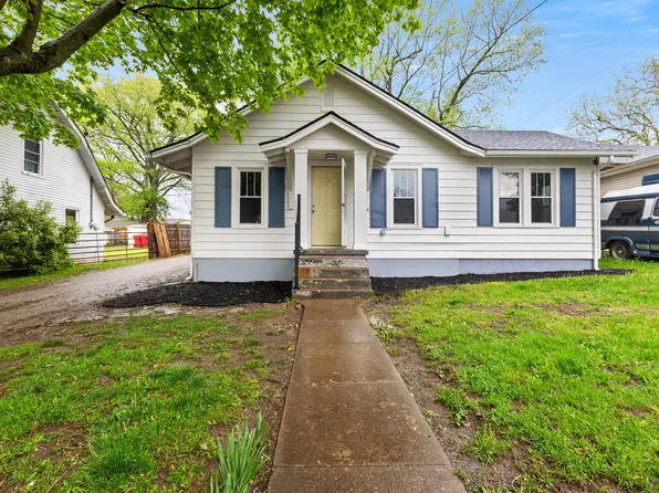 134 N 4th St, Nicholasville, KY 40356