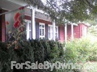 503 Cox St, Troy, NC 27371