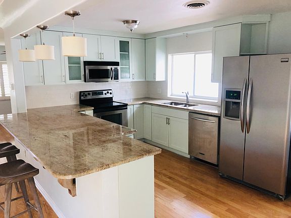 5th image of 255 Catalan Blvd NE