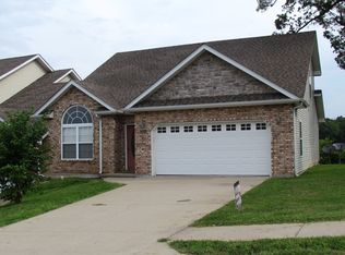 315 Carmel Valley Way, Saint Robert, MO 65584