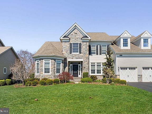 3rd image of 303 Old Liseter Rd
