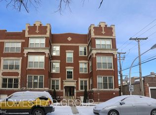 942 E 52nd St UNIT 3, Chicago, IL 60615