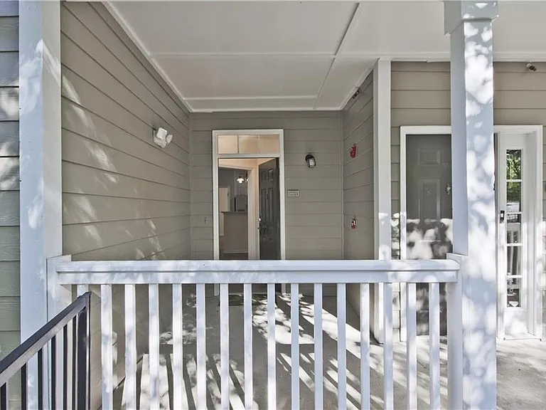 8102 Woodland Ln #8102 — Photo 5