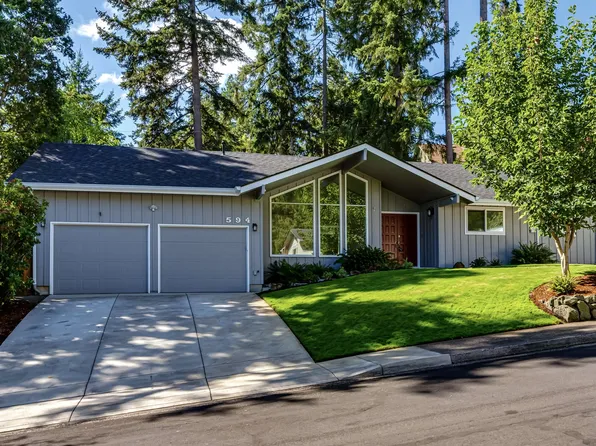 594 Empress Ave, Eugene, OR 97405
