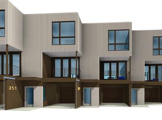 704 Top Rail Ln, Anchorage, AK 99501