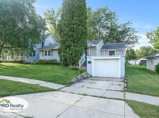 208 2nd St SW, New Prague, MN 56071