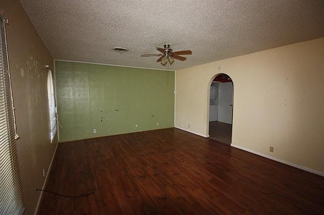 2nd image of 1303 Anthony St