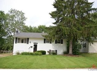 622 Nelson Dr, Mooresville, IN 46158