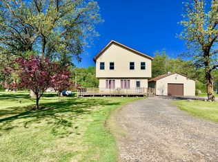 2301 Oak Harbor Dr NW, Baudette, MN 56623