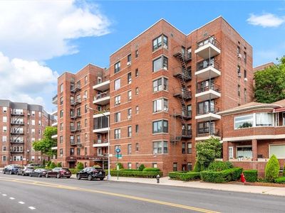 7401 Shore Rd APT 4G, Brooklyn, NY, 11209