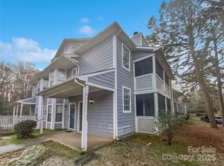 6041 Pinebark Ct, Charlotte, NC 28212