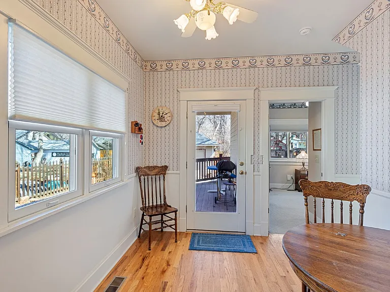 632 Bross St — Photo 17