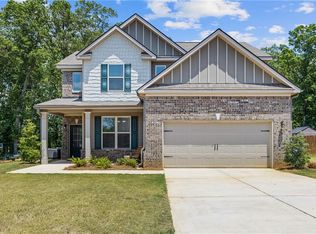 1142 Abundance Dr, Locust Grove, GA 30248