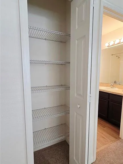 8821 Walnut Gable Ct — Photo 13