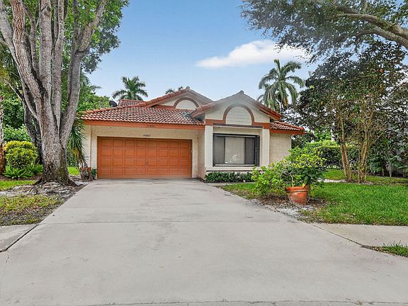 3rd image of 20803 Cabrillo Way