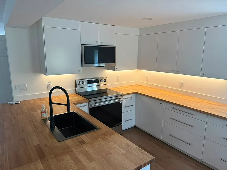170 Sunnyside Ave — Photo 4