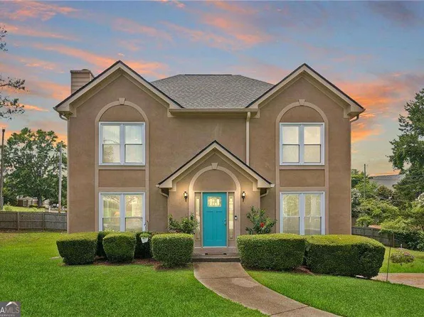 1850 Thomas Dr NE, Marietta, GA 30066