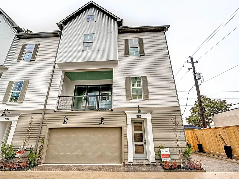 2234 Lou Ellen Ln #A — Photo 1