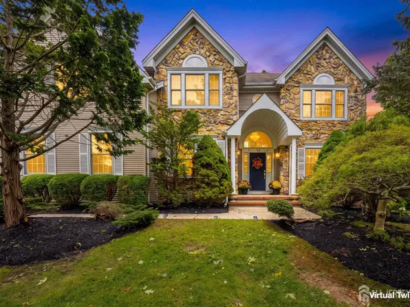 16 Harvest Dr, Plainsboro, NJ 08536