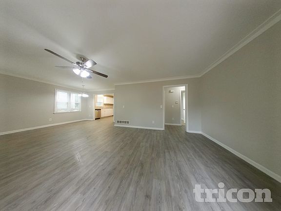 3rd image of 237 Trinity Three Rd