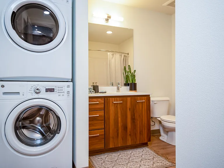 Windsor at Amberglen Apartments | Laundry