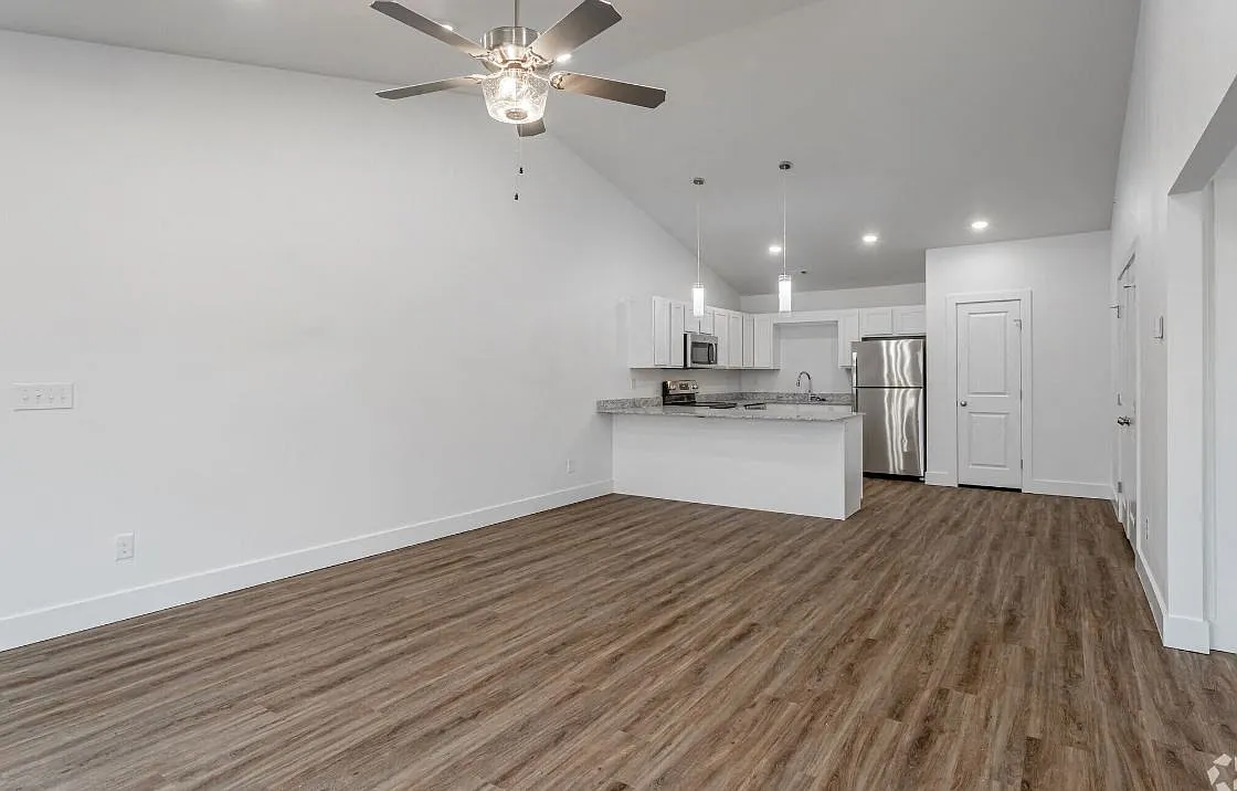 The Aviator Apartments — Photo 3