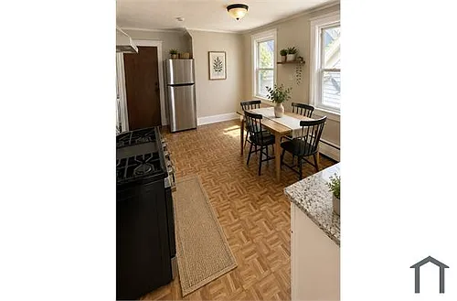 2 Park St #3 Photo 1