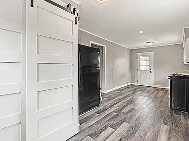 106 E Walnut St #1 — Photo 18