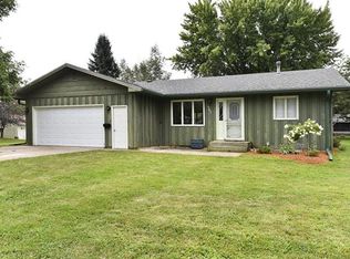 302 2nd Ave SW, Medford, MN 55049