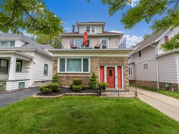 207 Lasalle Ave, Kenmore, NY 14217