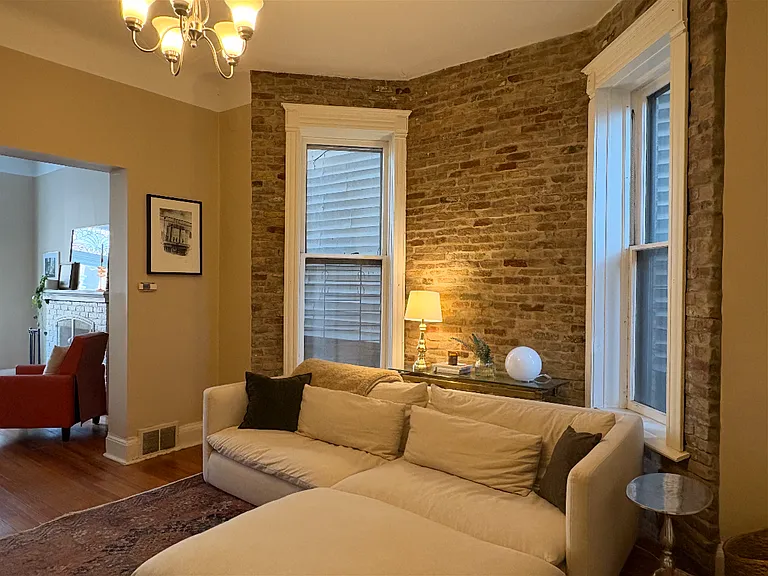 1123 W Drummond Pl #1 — Photo 4