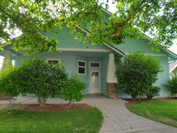 977 NE Hudspeth Ln, Prineville, OR 97754