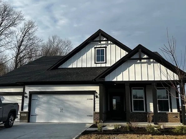4940 Elaine Ct, Noblesville, IN 46062